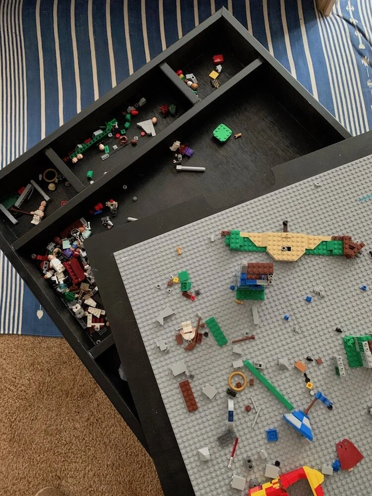 Corner lego cheap table